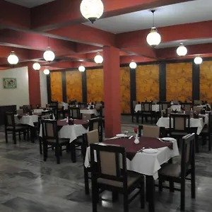 hotel-raj-palace.agrahotelsindia.net/